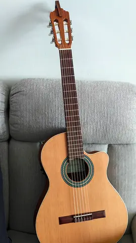 Almansa guitar very famous Spanish brand
