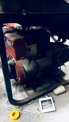 Machinery, pipes and fittings are for sale
