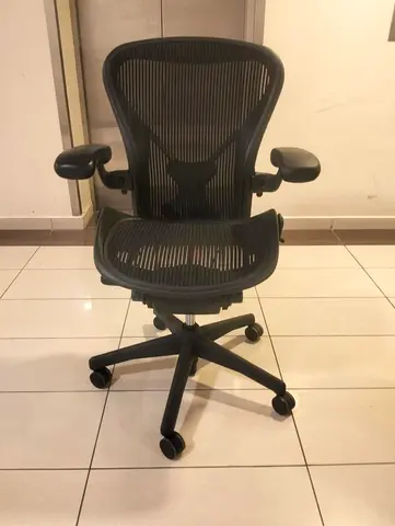 Selling herman miller Aeron chair for selling.good condition only little use