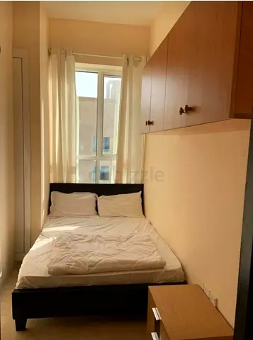 Partition for rent in international city in France cluster