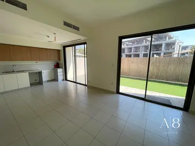 4 Bed + maids | Perfect Location | Vacant