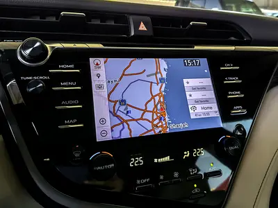 2019 Toyota CAMRY photo 14