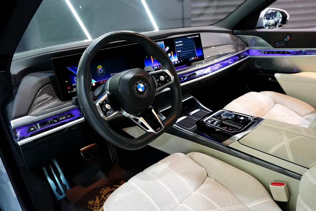 BMW 7-Series 2023