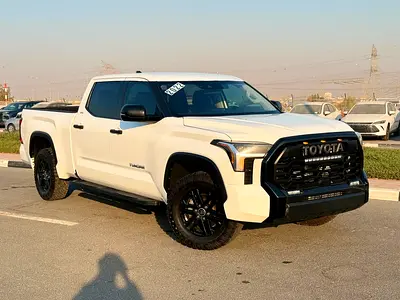 2022 Toyota Tundra Double Cab SR5 - American Specs - Excellent Condition