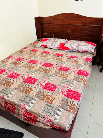 King size bed