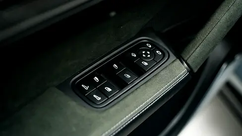 2025 Porsche CAYENNE — миниатюра 15