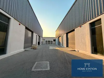 10 WAREHOUSE COMPOUND | SEPARATE OFFICE | VACANT