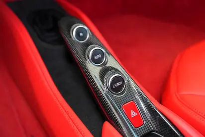 صورة مصغرة 12 لـ 2022 Ferrari F8 TRIBUTO