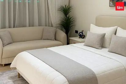 Stylish Modern Studio | Refined Modern Lifestyle
