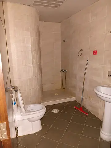 🏡 للبيع استوديو استثماري مميز في القاسمية – خلف ميجا مول  ✨ فرصة رائعة للاستثمار في موقع حيوي، مع عائد إيجاري جاهز من اليوم الأول.  📋 تفاصيل العقار: