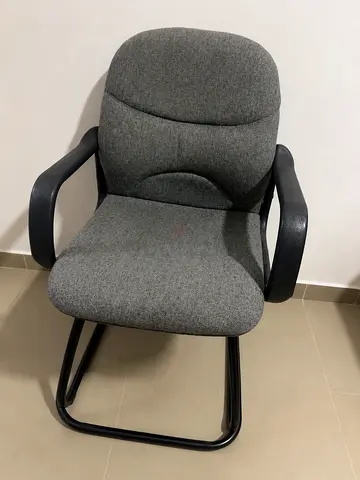 Grey Fabric Visitor/Conference Chair with Sled Base