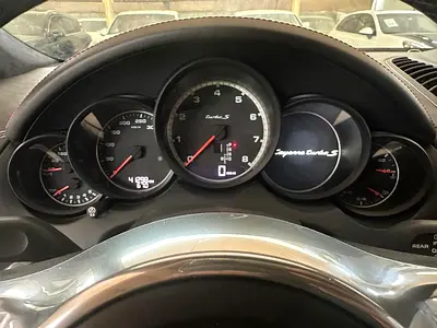 2014 Porsche CAYENNE 缩略图 18