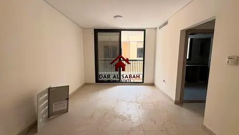 6 cheque payment/with balcony/with wardroba/brand new building/ready to move!