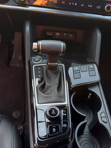2023 KIA SPORTAGE — миниатюра 10
