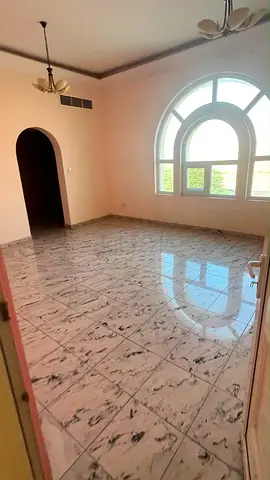 STUDIO ROOM AVAILABLE