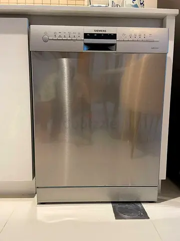 Siemens three racks dishwasher