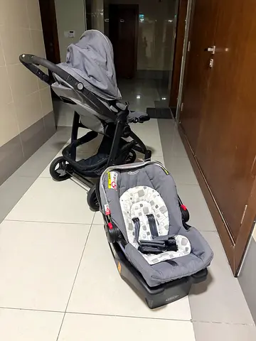 Graco Infant Car Seat / Baby Carrier - Good Condition