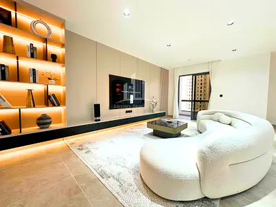 Luxury upgraded | Marina View | Vacant