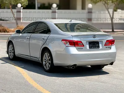 صورة 13 لـ 2010 Lexus ES-SERIES