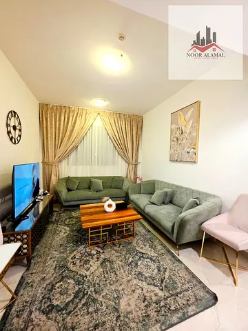 Sharjah Al Zahia: One bedroom, living room, kitchen, and bathroom. Price: 4800 AED including internet only. Super deluxe furnishings.