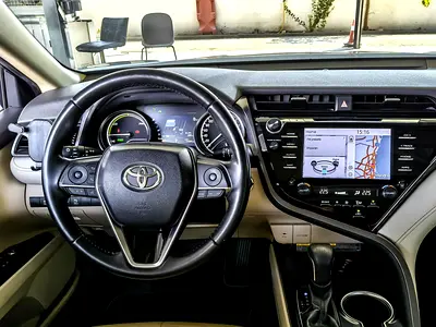 2019 Toyota CAMRY photo 11