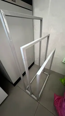 Modern Free Standing Metal Towel Rack
