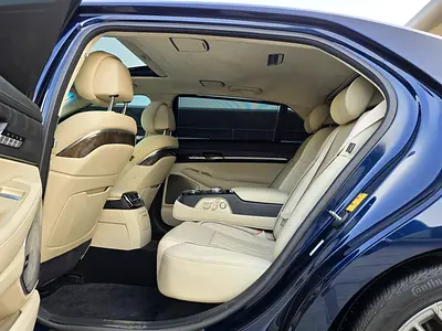2022 Genesis G90 — фото 11
