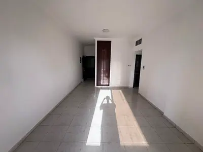 **📍 إعلان بالعربي**  🏡 **أجمل الشقق وأفضل الأسعار للإيجار السنوي في النعيمية 2 – عجمان**  اغتنم الفرصة واستأجر شقة مميزة في موقع حيوي وقريب من جميع