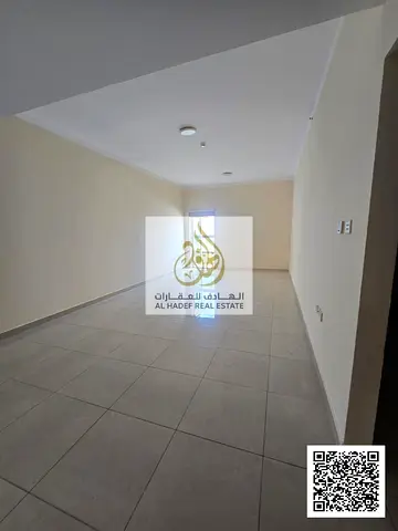 شقة 3 غرف وصالة منعزلة مع استور وبلكونة | الجرف 2 قرب الجامعة والمحكمة