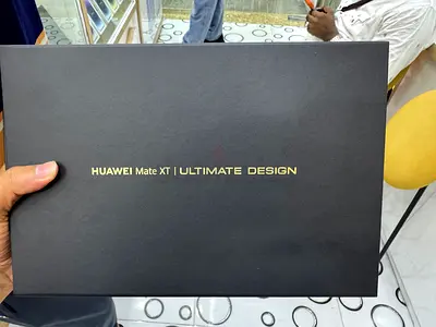 Huawei Mate Xt Ultimate 1TB