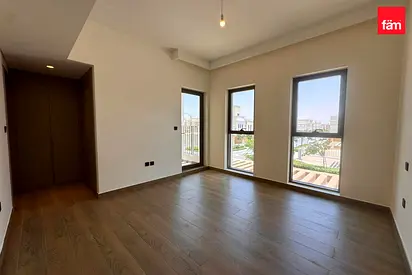 Single Row | Near Amenities | Keys Soon In Hand