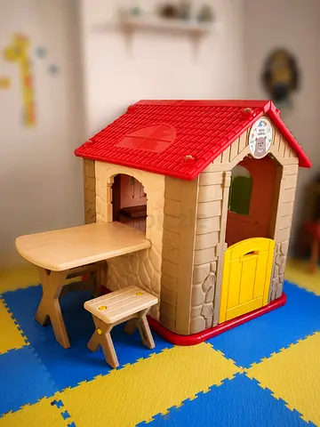 Little Tikes Cozy Playhouse with Table and Stool - Good Condition