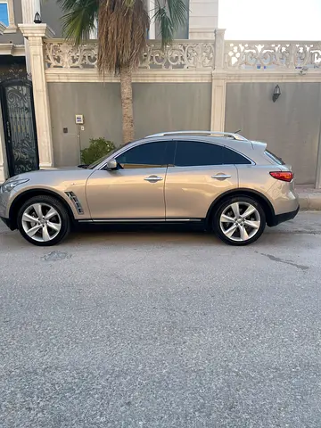 2011 Infiniti FX50 照片 5
