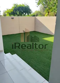 Ready | Cozy 3+1 Bed Townhouse | Spacious Yard | For RENT