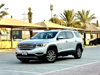 Well-Maintained GMC Acadia SLE 2017 | GCC Specs | Reliable Family SUV