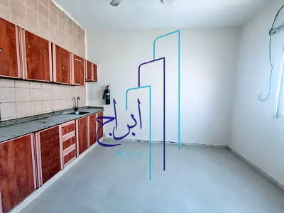 Very spacious studio only for bachelor/Staff in muwaileh with No deposit Cash and affordable price