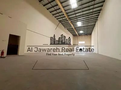 Warehouse for rent, 5,015 sq. ft., 35 kW electricity; suitable for any business activity.