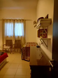 Private room available for single working lady
