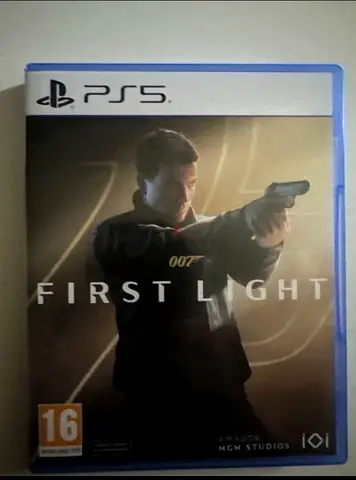 PS5 - 007: First Light (Physical Game Case)