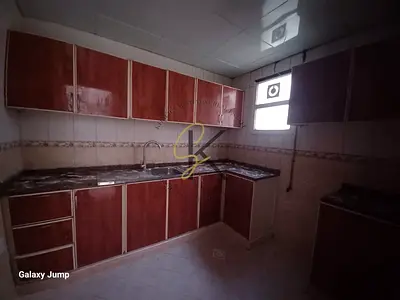 CLOSE TO MUWAILIAH BAS STOP FAMILY BUILDING 1BHK CANTARAL AC ONLY 30K TODAY BIG OFFER PARIM LOCATION MUWAILIAH AREA SHARJAH