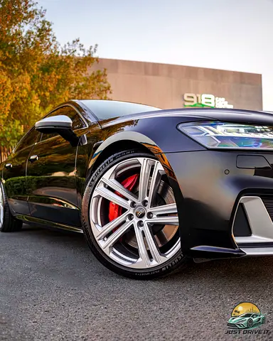 صورة 4 لـ 2021 AUDI S7