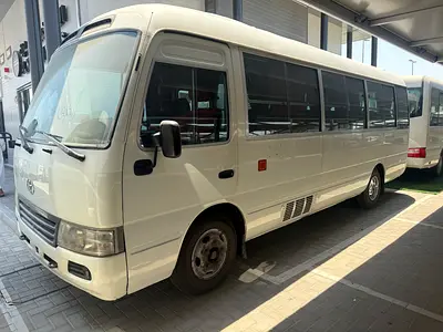Toyota Coaster 2009 GCC Specs - Well Maintained