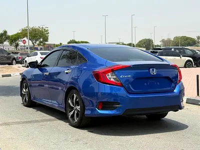 2018 Honda CIVIC — фото 6
