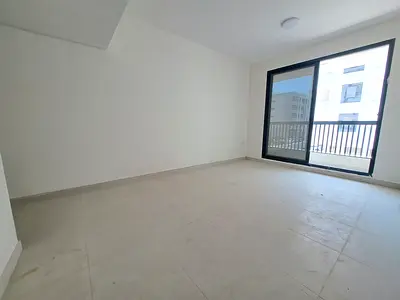 Brand new 1st shifting 1Br with balcony 2 bathroom wardrobe just 42k in al jade open area