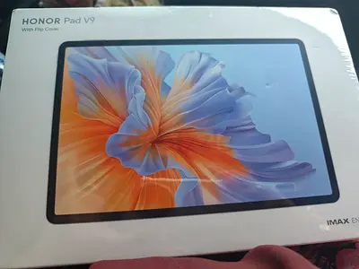HONOR Pad V9 tablet (sealed box) with flip cover