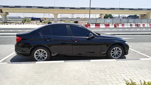 BMW 3-Series 2016 318i GCC Specs