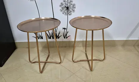 Set of 2 Round Metal Side Tables - Gold Finish