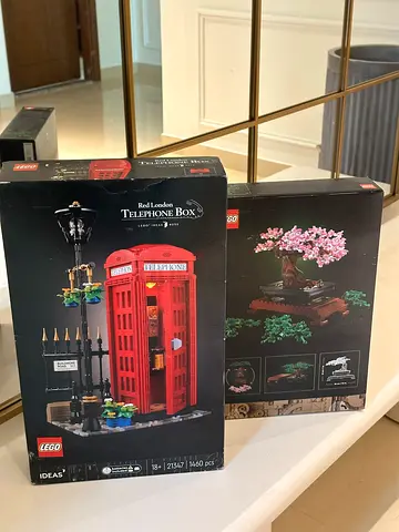 LEGO Ideas Red London Telephone Box 21347 Building Set and the bonsai tree