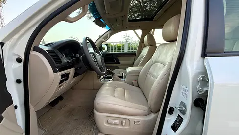 2019 Toyota LAND CRUISER 照片 9
