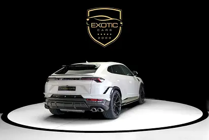 2024 Lamborghini URUS 照片 3